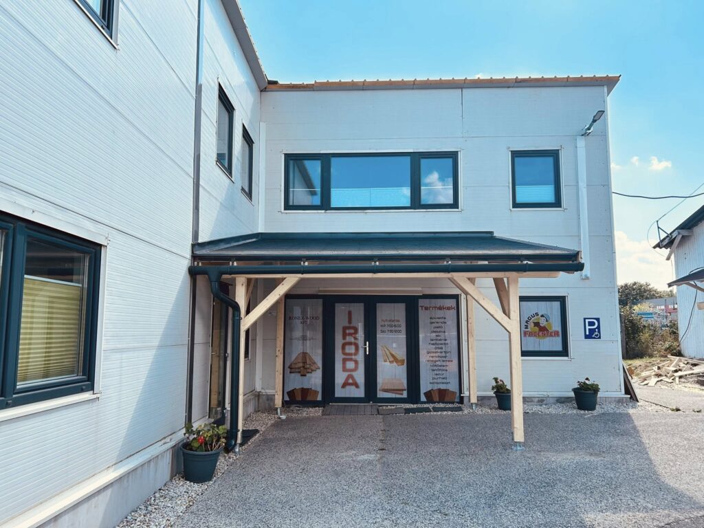 Mágus Facenter – Ronex Wood Kft.