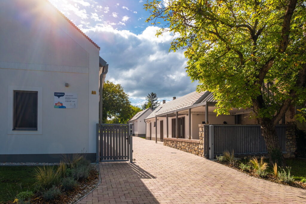 Stadium Home Panzió Barnag